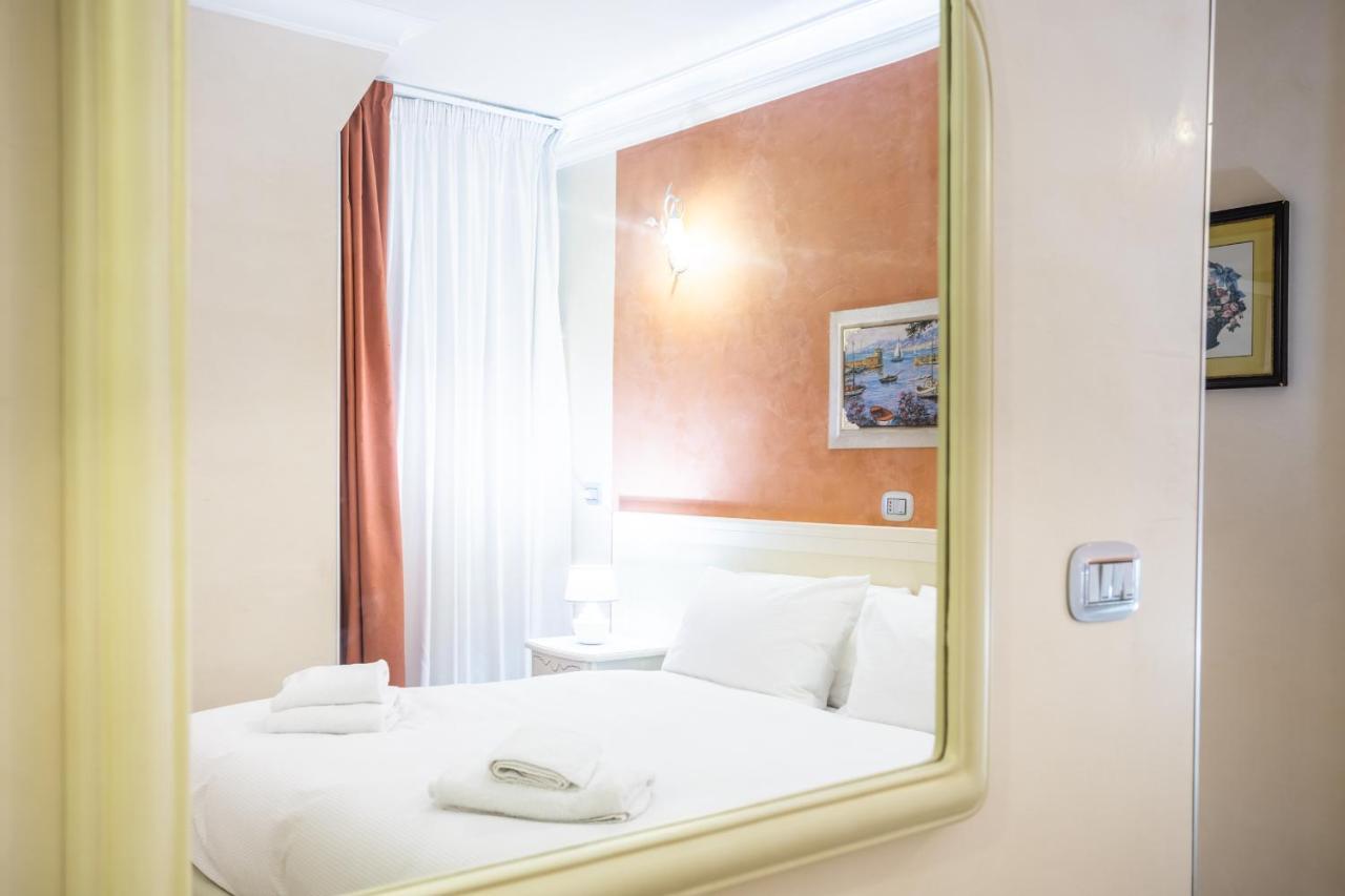 Luxury Inn Opera Rome Exterior photo