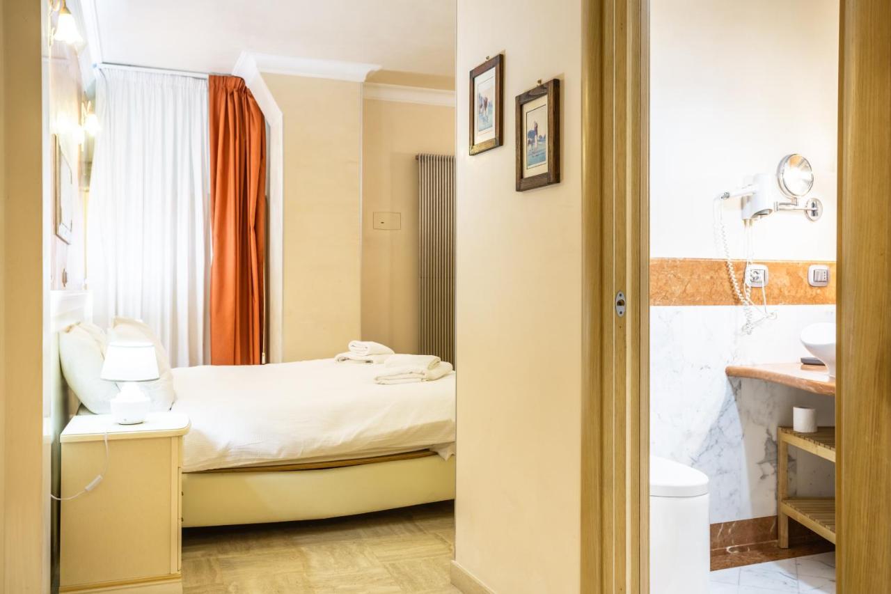 Luxury Inn Opera Rome Exterior photo