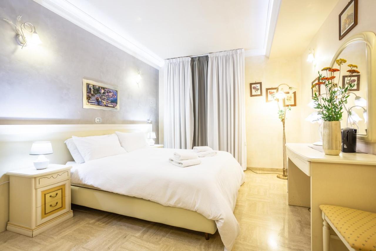 Luxury Inn Opera Rome Exterior photo
