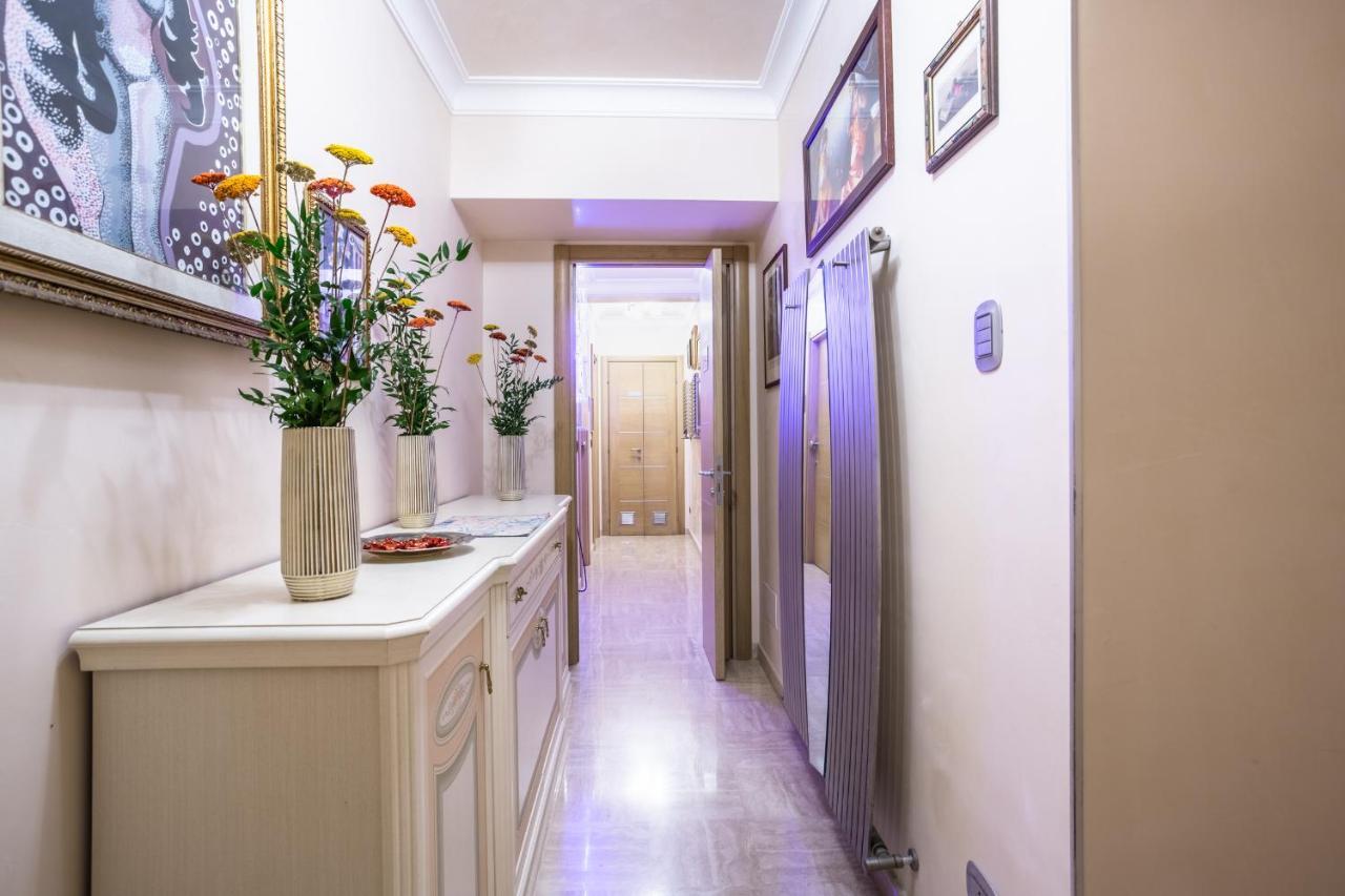 Luxury Inn Opera Rome Exterior photo