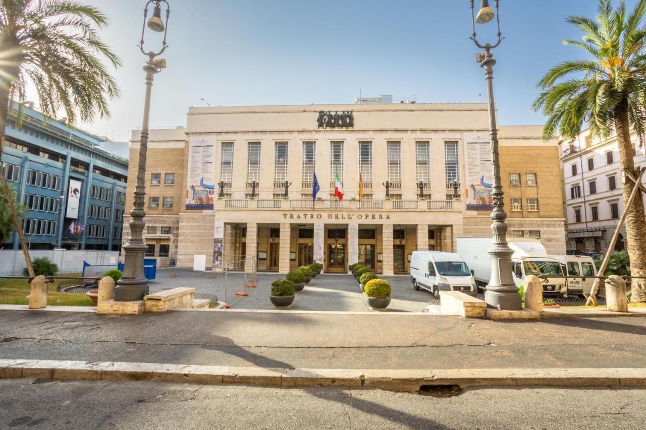 Luxury Inn Opera Rome Exterior photo
